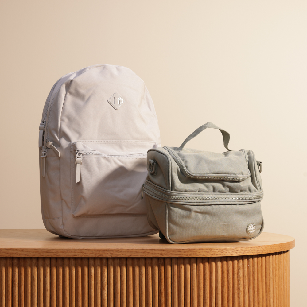 حقيبة ظهر كلاسيك و حقيبة غداء اتريوم من جرير