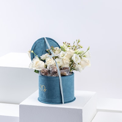 Nor Noyau Blue Velvet Chocolate Box | Flowers