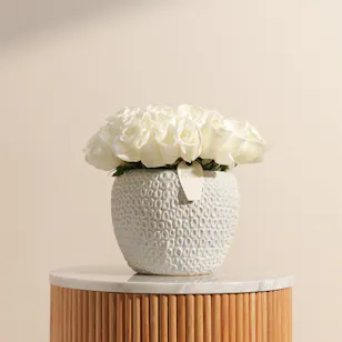 Charming Roses Vase | 35 Flowers 
