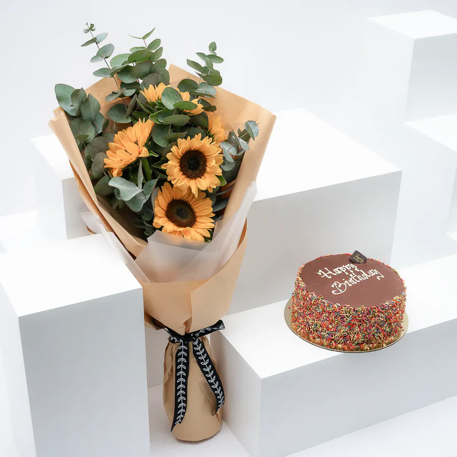Sucre De Nada Birthday Cake | Sunflowers 5