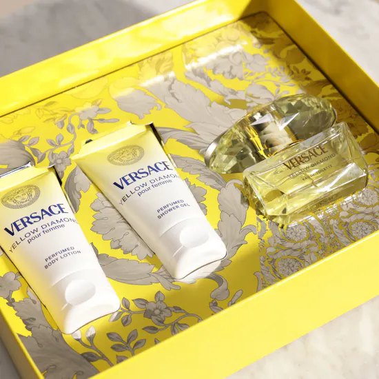Versace Yellow Diamond EDT Women’s Gift Set