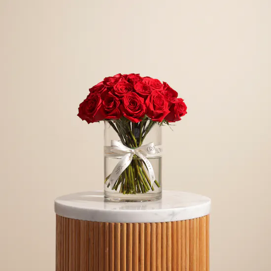 Graceful Red Roses Vase | 35 Roses