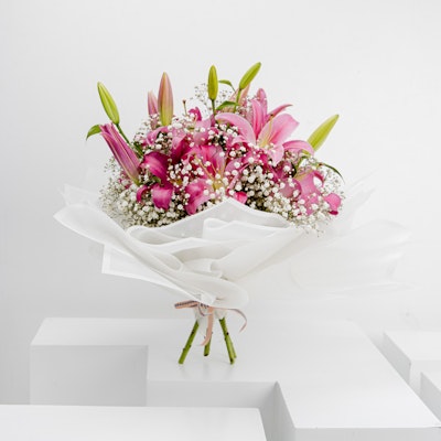 Pink Lilies | White Wrap 
