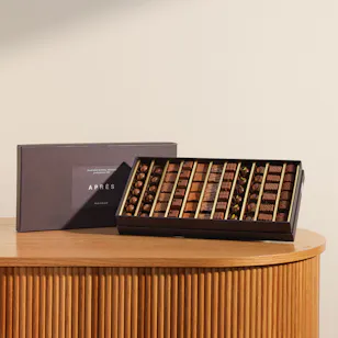 Apres Chocolate Navy Box Apres Chocolate Navy Box
