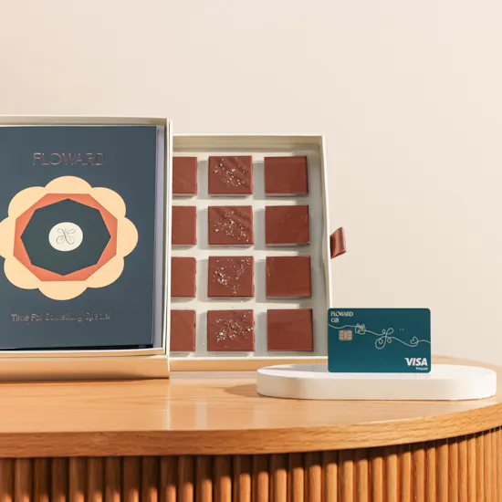 Floward 150 KWD Card and Chocolate Box | Cheerful Flower
