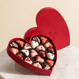  Fleur Red Heart Chocolate Box 