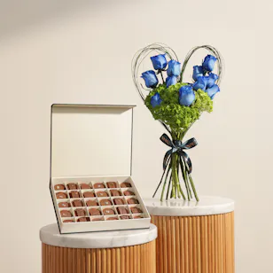 Floward Delicate Chocolate Medium Box | Attractive Flower Bouquet 