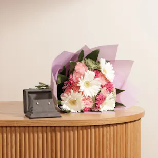 Lustro Stellarosa Diamond Earrings | Flowers Bouquet