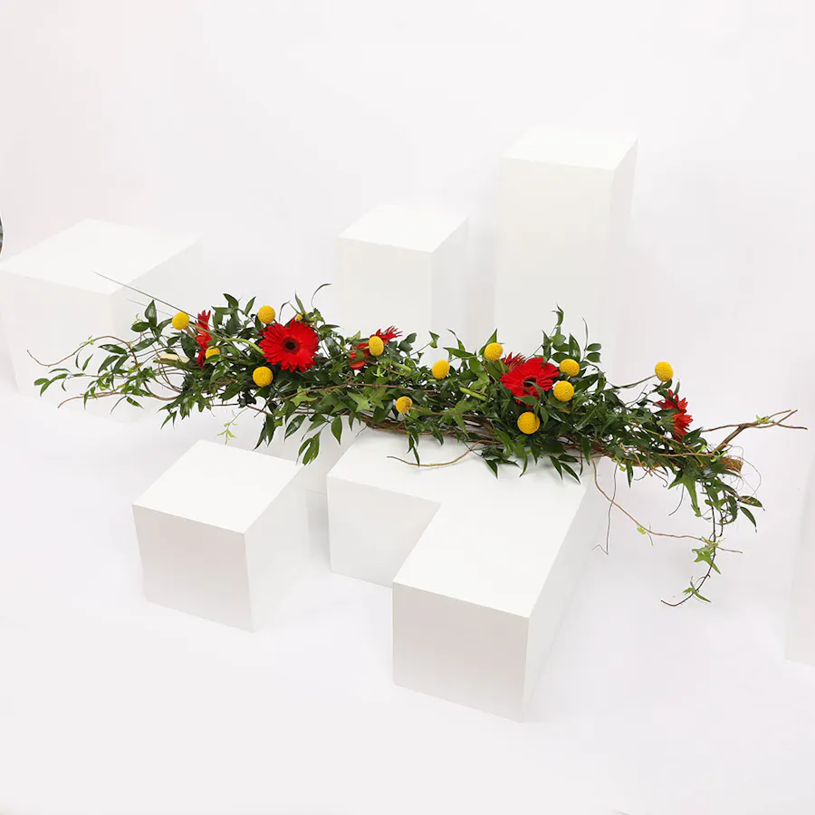 Top Table Flowers Arrangement 2