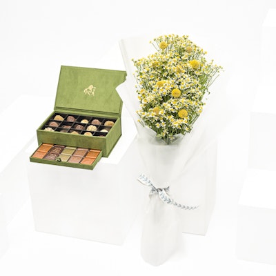 Godiva Chocolate Gift with Flower Bouquet 