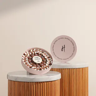 Haute Boutique Happy Birthday Chocolates Rounded Box Haute Boutique Happy Birthday Chocolates Rounded Box