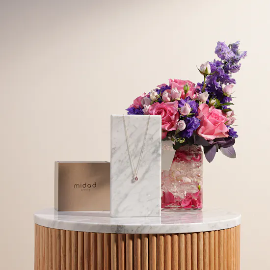 Midad October Necklace | Bright Flowers