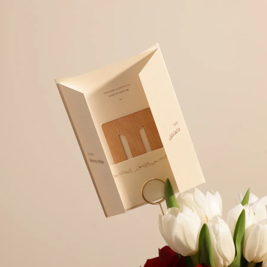 Pauseaway Romantic Getaway Voucher | Flower Beauty 4