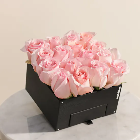 Mubkhar Bloom of Devotion Gift Box