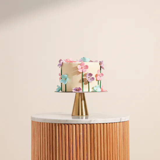 Floward Floral Elegance Cake