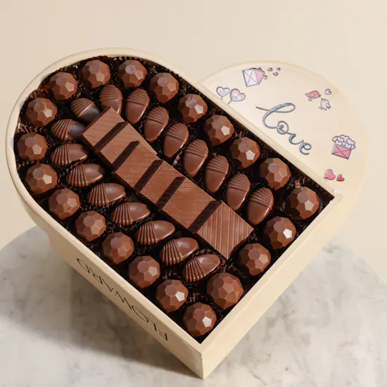 Floward Heart Chocolate Tray