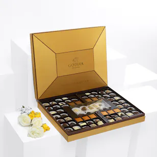Godiva Large Ultimate Collection Box Godiva Large Ultimate Collection Box