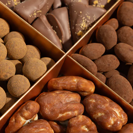 Linne Small Mixed Dragee Chocolate Box