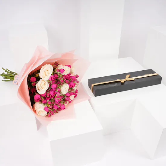 Bostani Small Signature Black Box | White Roses