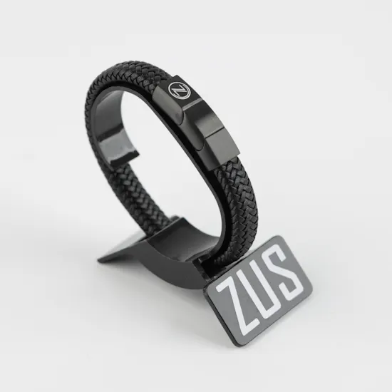 Zus Wide Men Bracelet | Black