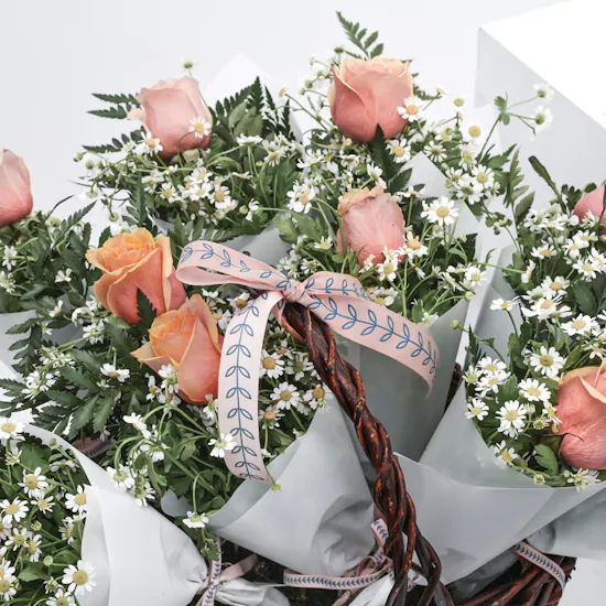 Lovely Flower Favors Basket