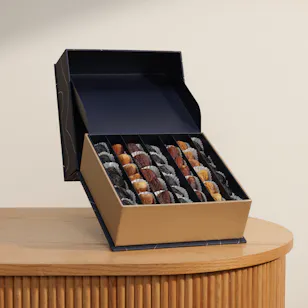 Nua Signature Dates Gifting Box