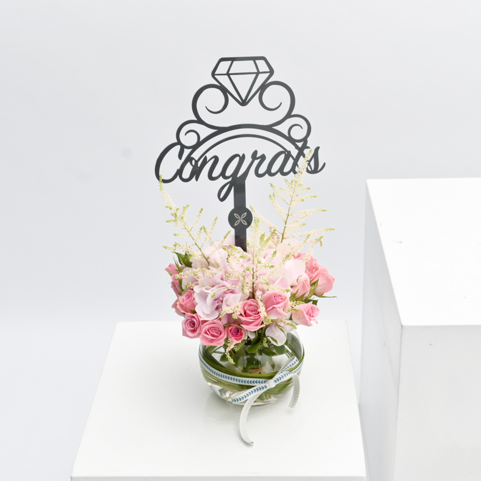 فازة الأزهار الوردية 