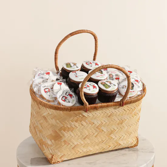 Milli Eid Cupcakes and Cookies Basket