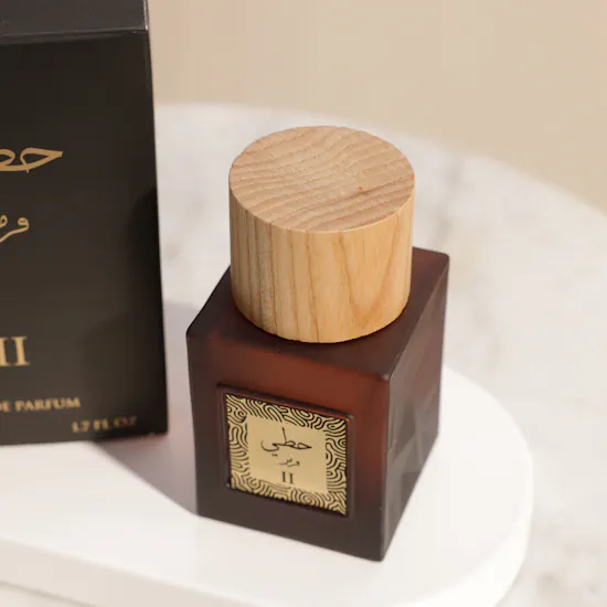 عطر حظي II أو دو بارفيوم للجنسين من قرمز | 50 مل