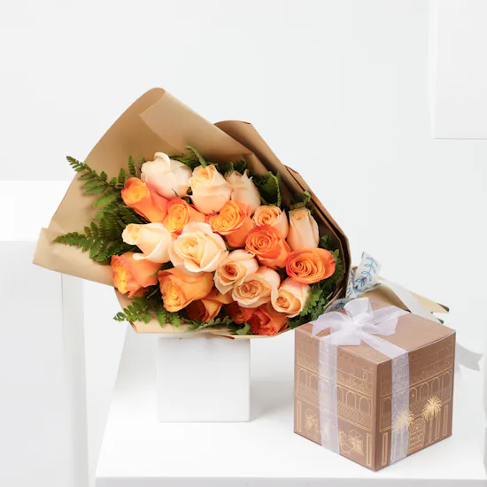 Flōs Mini Al Bait Al Oud Box | Rose Bouquet