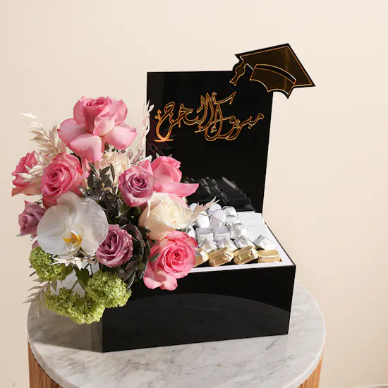 Floward Graduation Chocolate Box | Delicate Roses