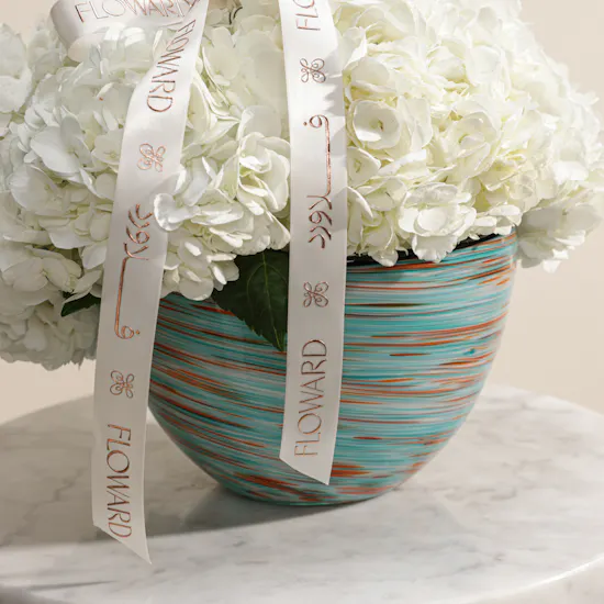 Pearl Poise Flower Vase