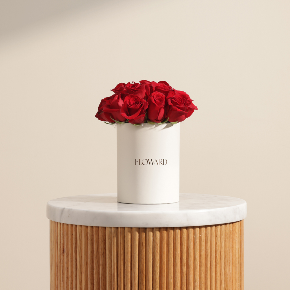 Romantic Red Roses Box | 15 Roses