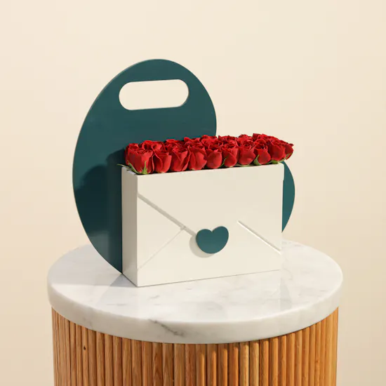 Envelope Box of Red Roses