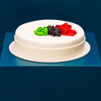 UAE origami cake By Mister Baker