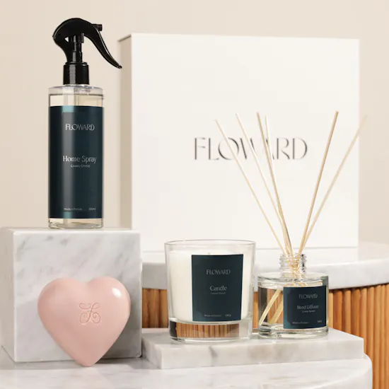 Floward Lovely Orchid Elegant Home Set | Serene Elegance Rose Vase