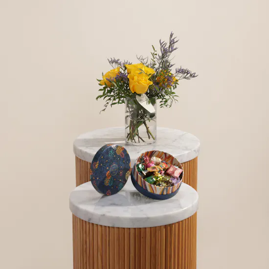 Venchi Murrine Small Assorted Chocolate Hamper | Shinny Flower Vase