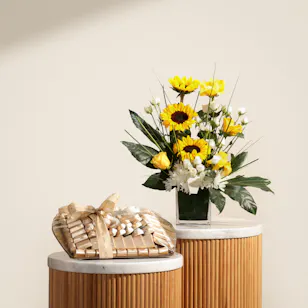 Patchi Chocolate Tray | Shiny Flowers Vase 
