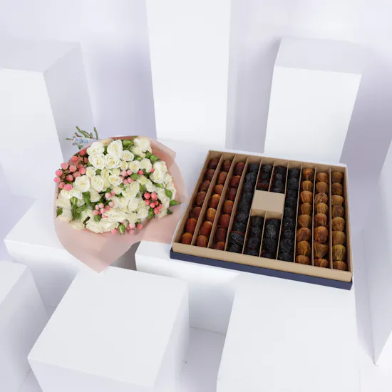 Nua Dates Luxury Gifting Box 1kg | Pretty Blooms
