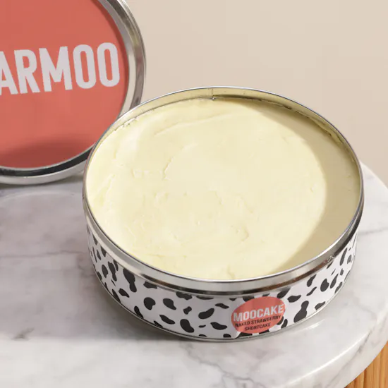 SugarMoo Strawberry Moocake