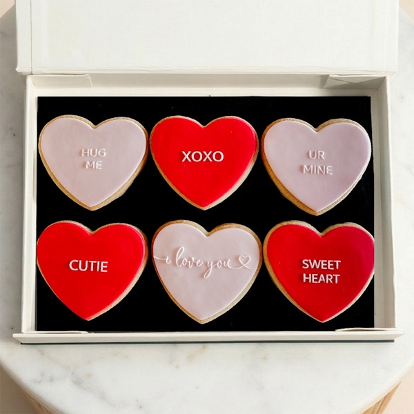 Erzulie Cakes Love Messages Biscuits Set | Heartfelt 25 Red Roses Bouquet