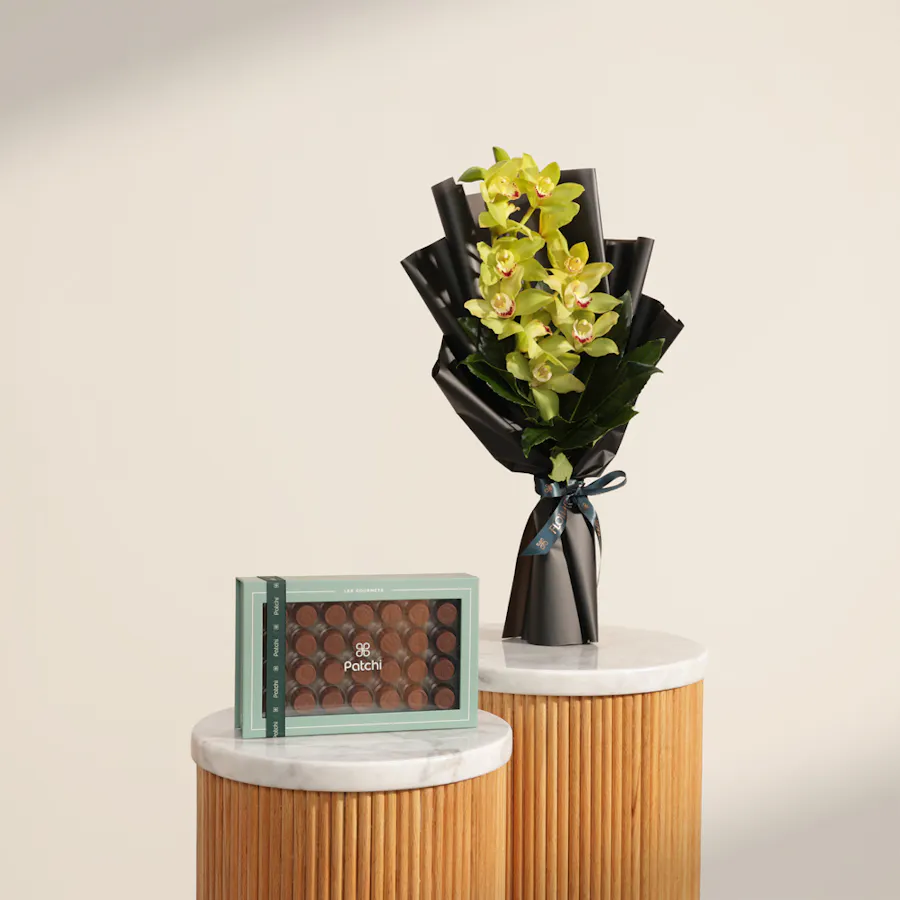 Patchi Chic Chocolate Box | Beauty Flowers Bouquet  1