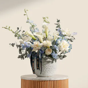 Timeless Calm Flower Vase