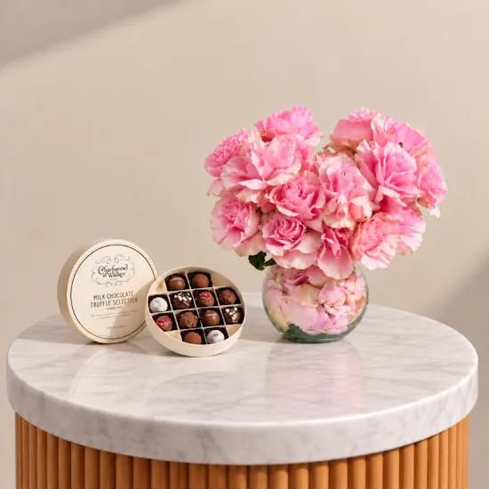 Charbonnel et Walker Milk Chocolate Truffle Selection Box | The Pink Story Vase