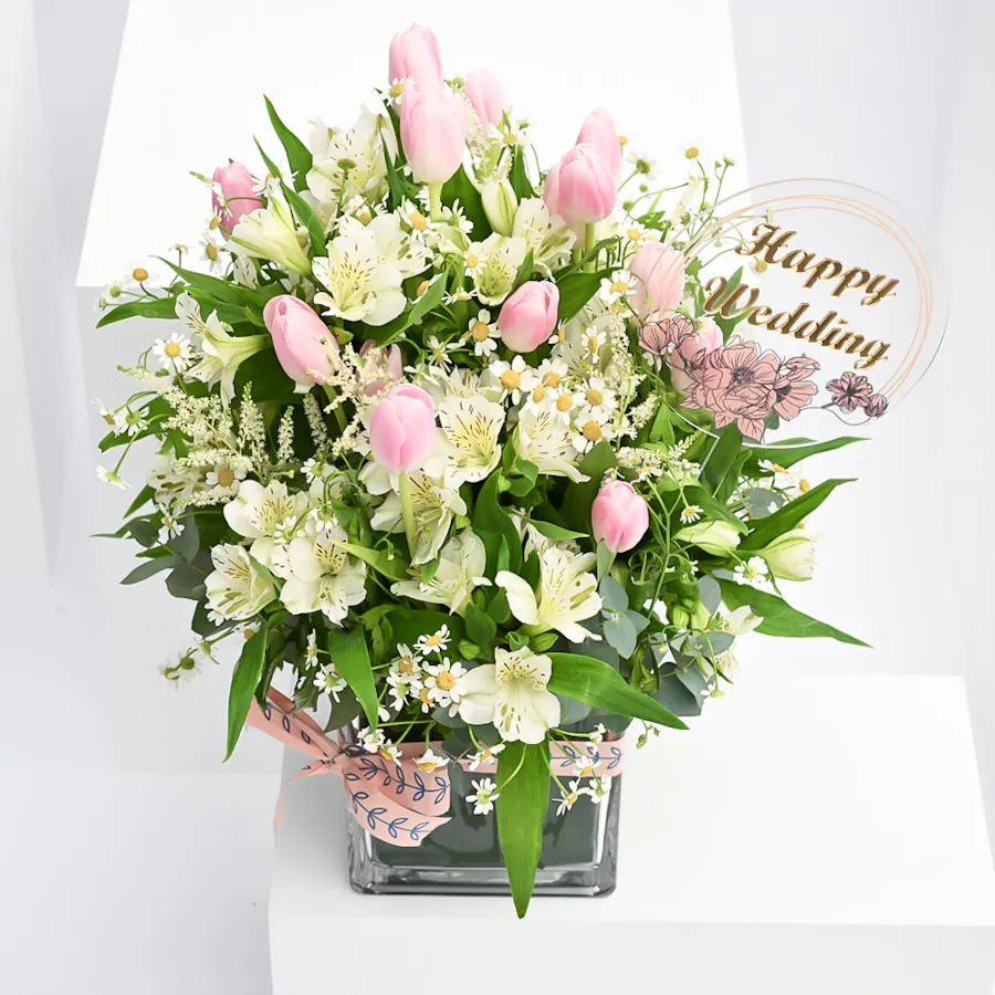 Wedding Soft Blooms | Glass Vase 2