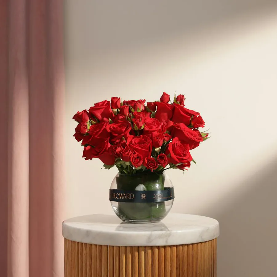 Golden Heart Roses Vase  2