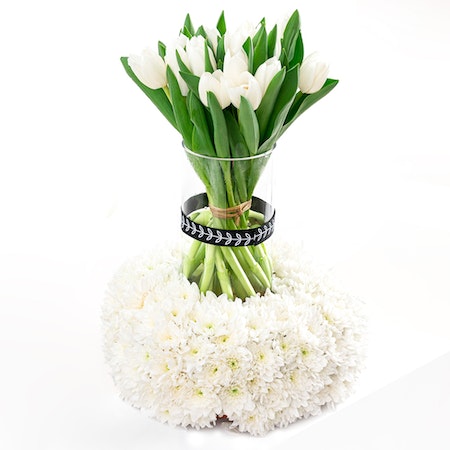 Snowy White | Glass Vase