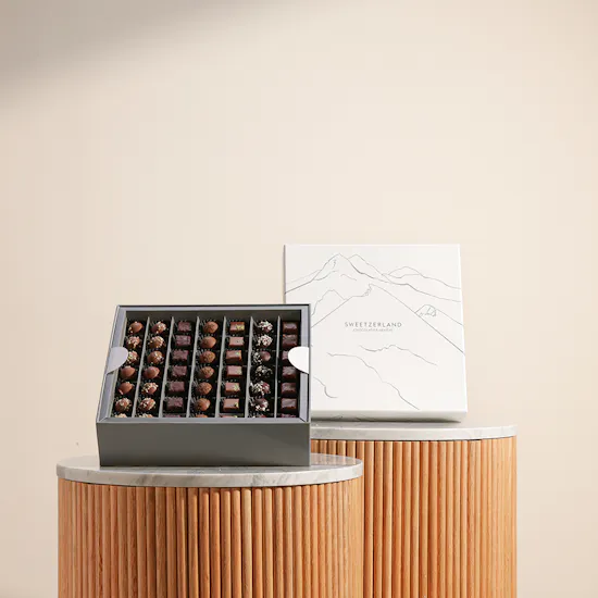 Sweetzerland Chocolate Box | 1,090 KG
