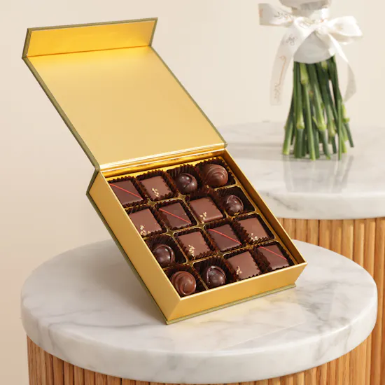 Bateel Palm Collection Origin Chocolate Small Box | Shiny Flowers Bouquet