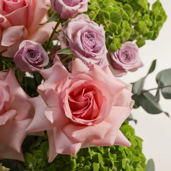 Garden Treasures Flower Vase